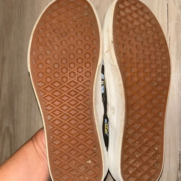 Vans Black and Yellow Floral Sneakers - Picture 6 of 7